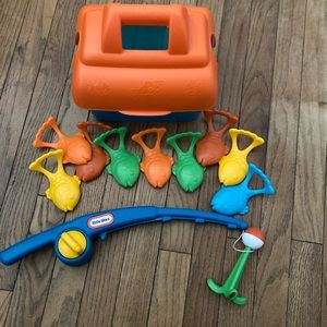 Little Tikes fishing tackle box